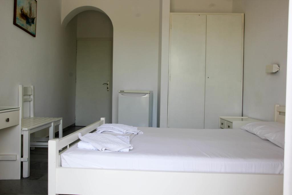 Hotel Zannet ปาริเกีย ภายนอก รูปภาพ