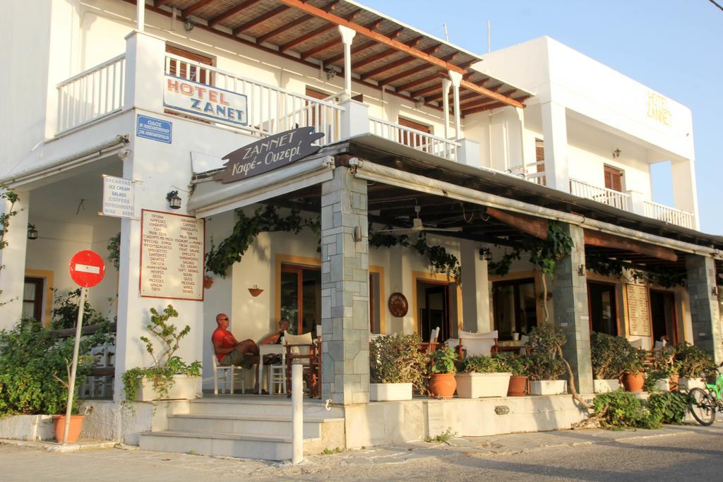 Hotel Zannet ปาริเกีย ภายนอก รูปภาพ